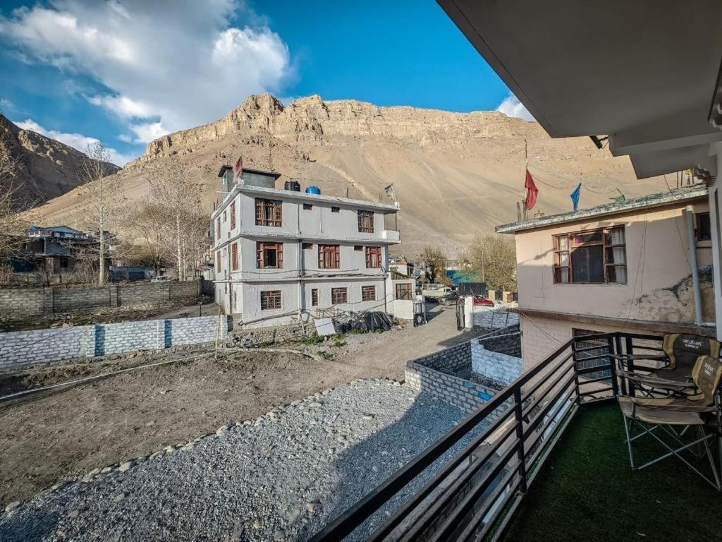 The Alpinist Cafe And Retreat Hotel Kaza Værelse billede